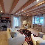 Villa Diocletian Solta Rogač